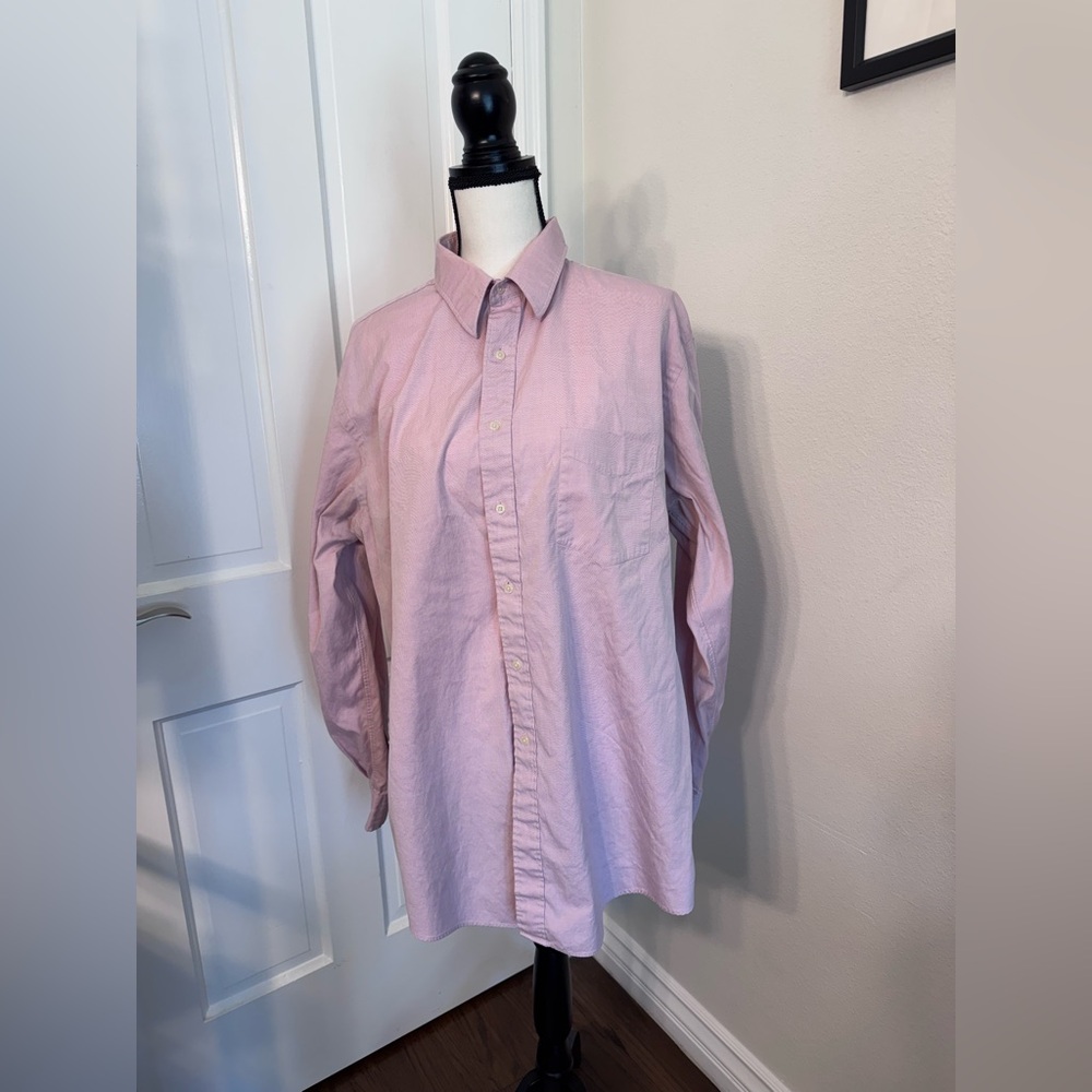 Men's Long-Sleeve Dress Shirt in Light Pink